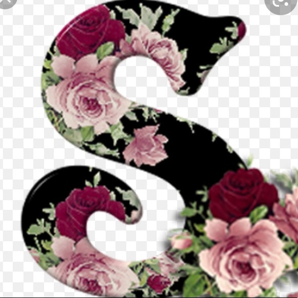 Meet your Posher, Stefanie - Picture 1 of 1